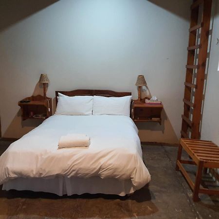 Lord Fraser Guest House Wepener Bagian luar foto