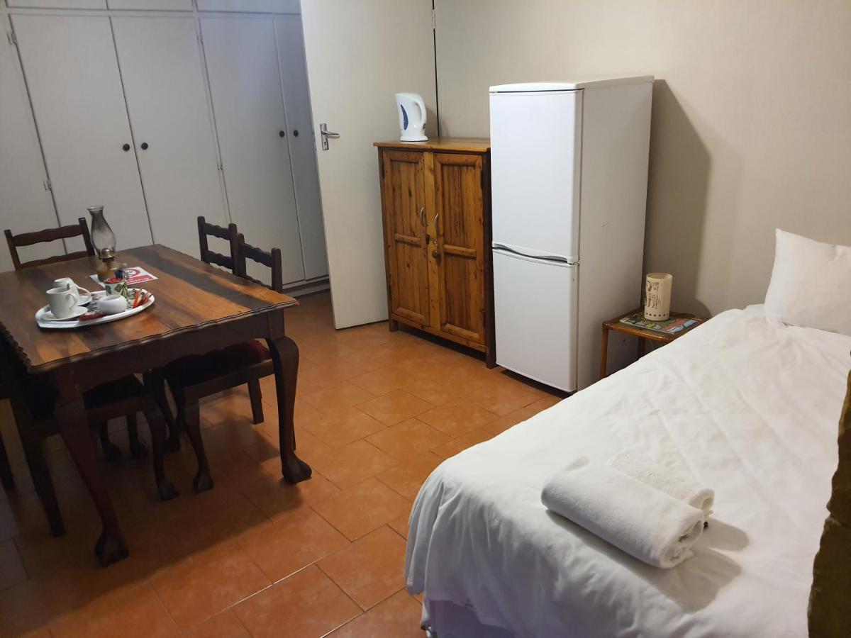 Lord Fraser Guest House Wepener Bagian luar foto