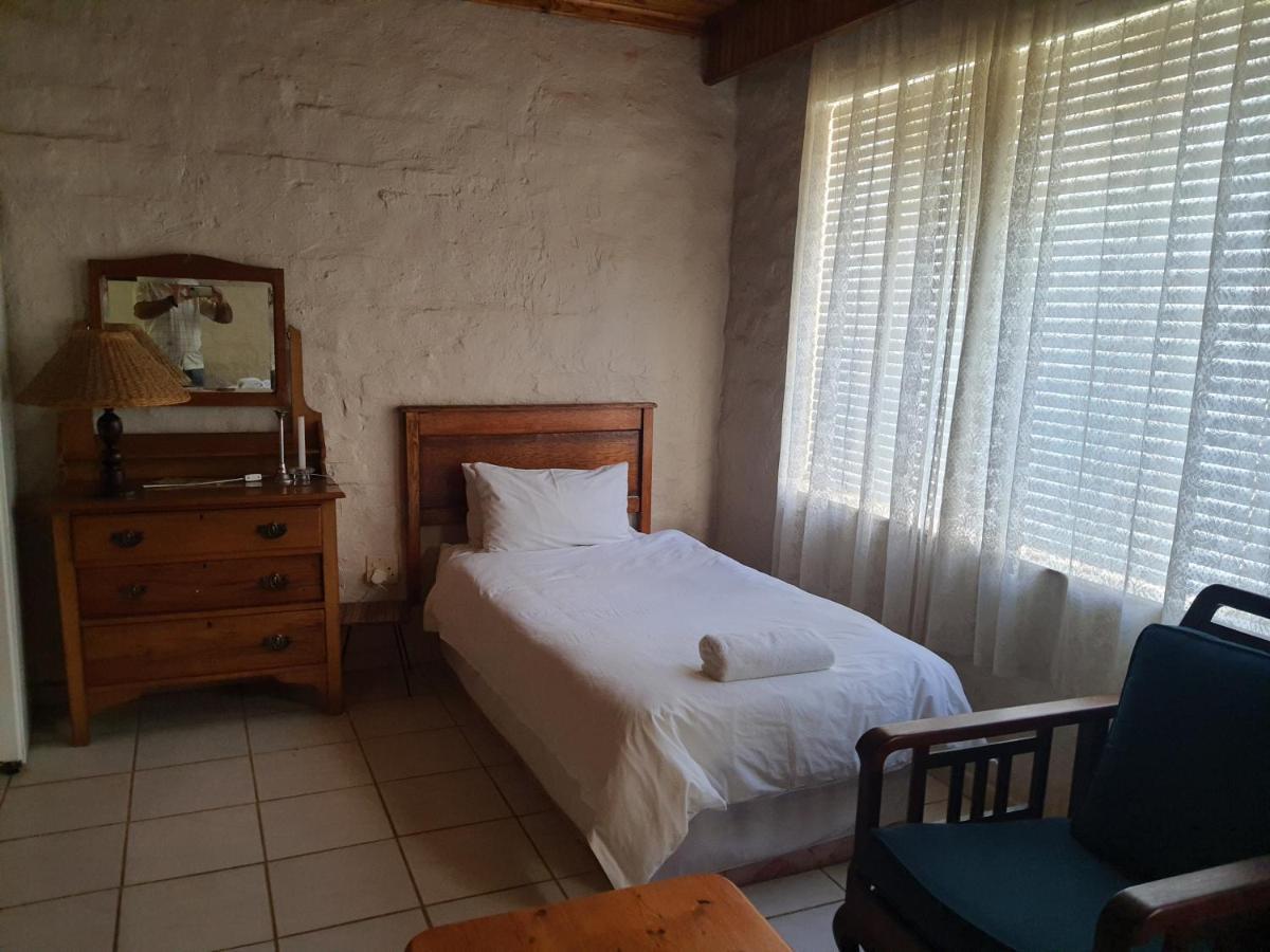 Lord Fraser Guest House Wepener Bagian luar foto