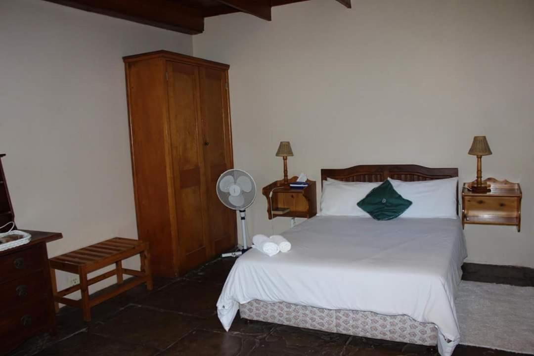Lord Fraser Guest House Wepener Bagian luar foto